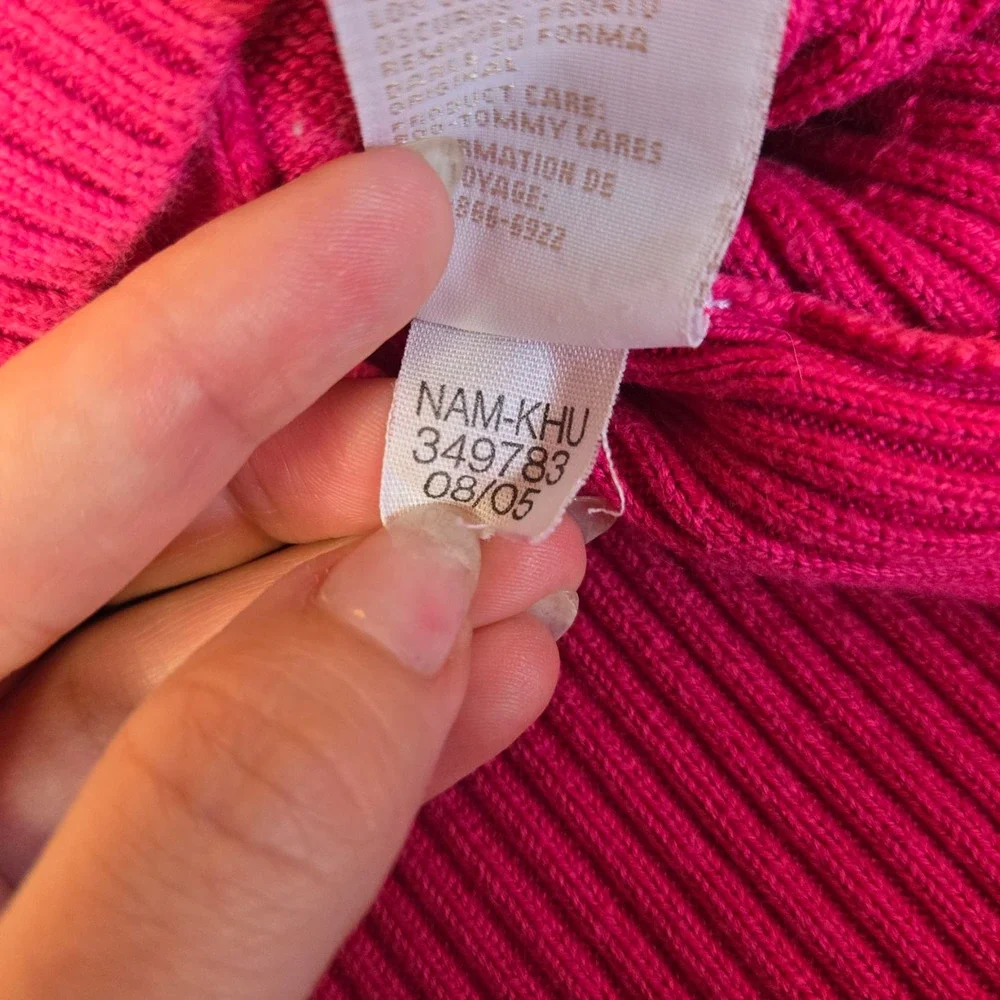 Y2K Tommy Hilfiger Hot Pink V Neck Heavy Cable Knit Pullover Sweater Size Large